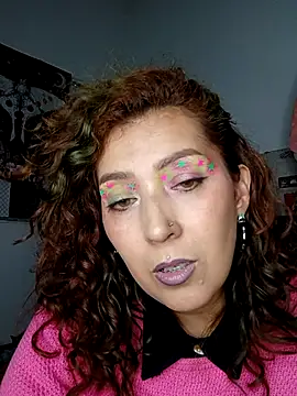 Luz delunaa online show from January 11, 3:33 am