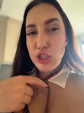 AleksandraRich online show from December 3, 5:54 am