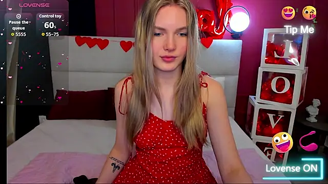 EvelineAmore online show from February 14, 9:22 am