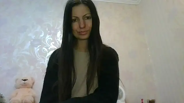 AliseWats online show from April 12, 8:11 pm