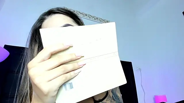 Lola Blondie online show from October 4, 1:06 pm