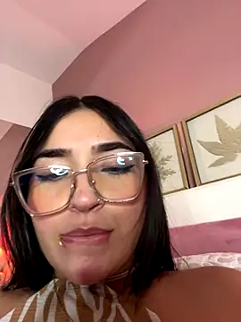 Snapshot of Emma__1 chatting on October 22, 7:02 am Emma  1 online show from October 22, 7:02 am