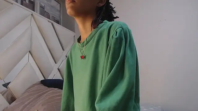 willow smitt online show from March 25, 1:25 pm