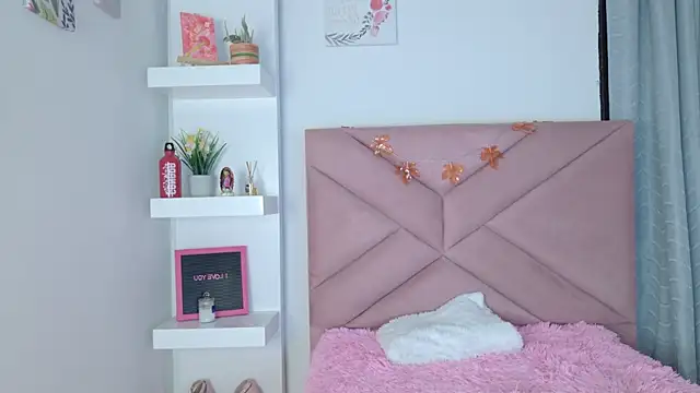 eva sin18 online show from October 1, 11:53 pm