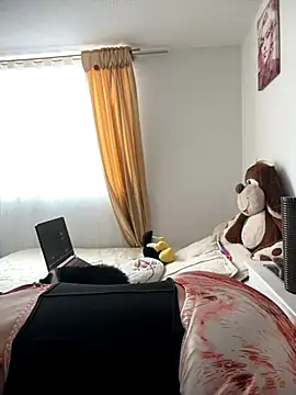 VictoriaGerard Pink online show from November 5, 8:47 pm