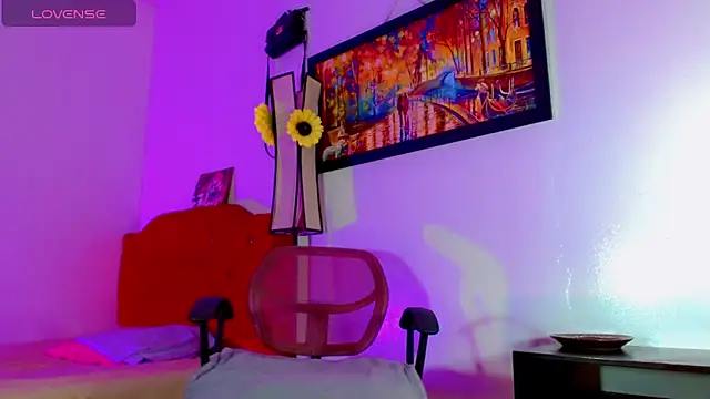 alexsandra kiss online show from April 6, 11:22 am