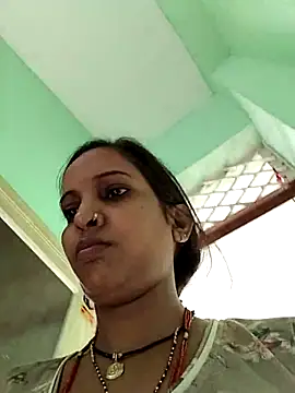 Hotty-Nidhi online show from October 22, 5:12 am