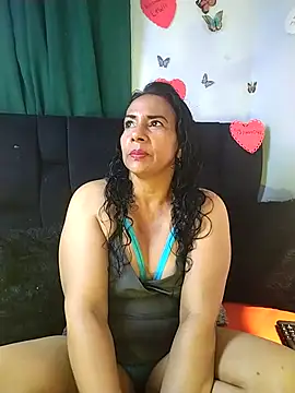 AlexaNovoa  online show from February 17, 12:54 am