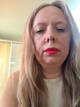 Irina3718 online show from April 5, 11:31 am