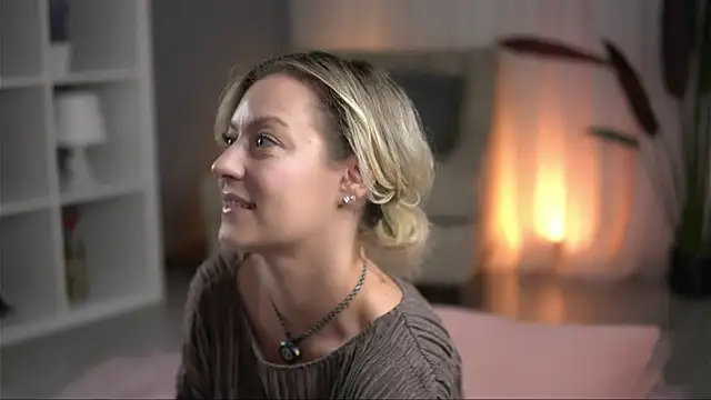 AnnastasiaMills online show from June 7, 7:53 pm