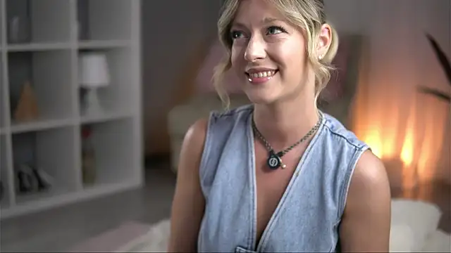 AnnastasiaMills online show from June 17, 9:49 pm