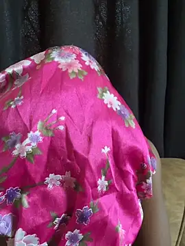 CutieShaz online show from February 5, 10:29 am