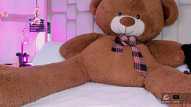 Daia Ortiz online show from February 28, 4:56 am