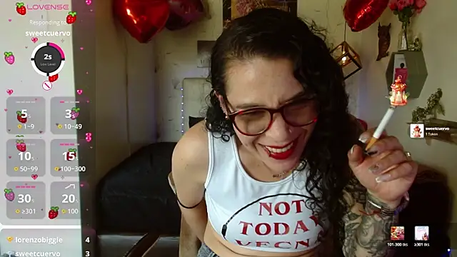 mia velvet1 online show from March 22, 5:30 pm