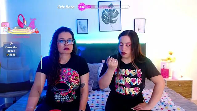 Rose Thompson1 online show from December 18, 2:11 pm