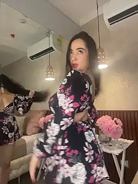 alisonnwalker2025 online show from February 23, 12:48 pm