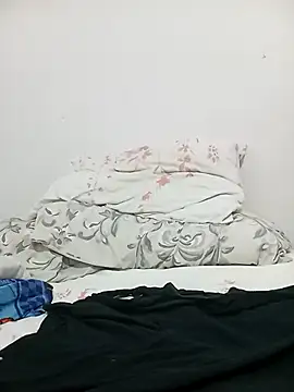 aliciaxm online show from December 18, 6:01 pm