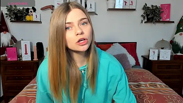 HaleyReedme online show from January 8, 10:41 am