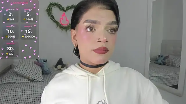 Brithanycullen online show from April 11, 6:08 am