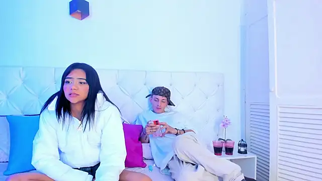 Zaira Angel online show from November 15, 8:26 am