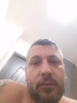 yourflowerpink online show from November 4, 6:46 pm