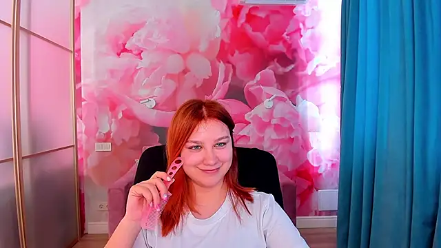 AngelinaLow online show from March 13, 12:39 pm