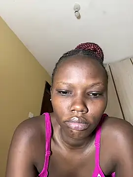 queenmila online show from July 10, 4:35 am