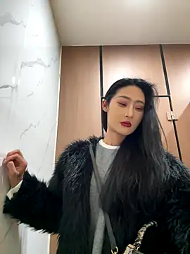 linger-23 online show from November 18, 5:41 am