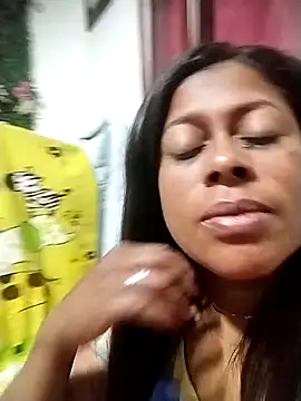 Tu-Reina online show from September 8, 4:50 pm