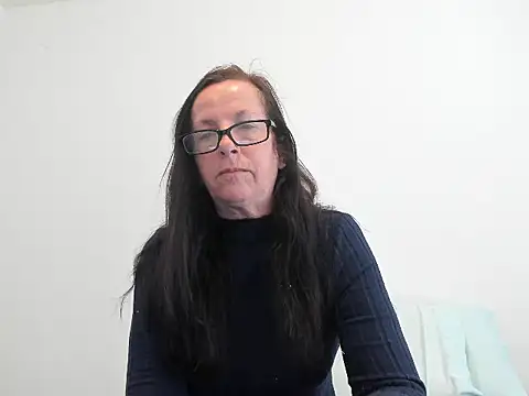 peachgoddess online show from March 3, 2:01 pm