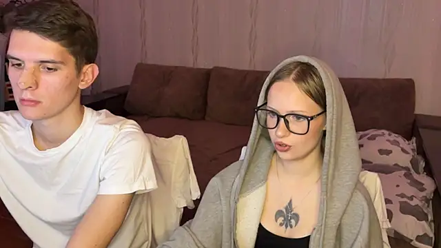 Snapshot of Romanhavesweetydick777 chatting on October 17, 6:11 pm Romanhavesweetydick777 online show from October 17, 6:11 pm