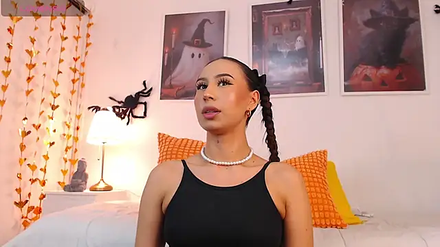 Valen ross  online show from October 10, 11:53 pm