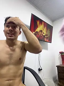 pareja curiosa19 online show from February 17, 1:38 am