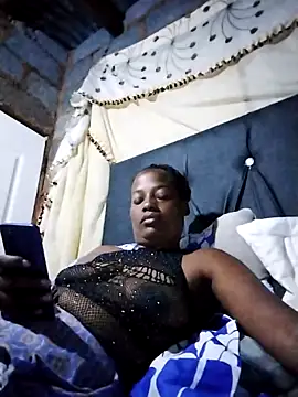 sexylira online show from April 2, 7:00 pm