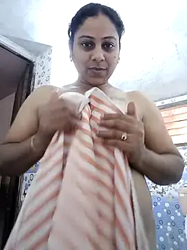 JENNIFERtamil online show from April 1, 8:15 am