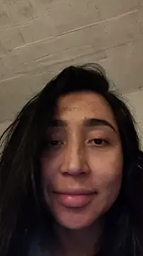 Elowyn online show from November 28, 3:09 am