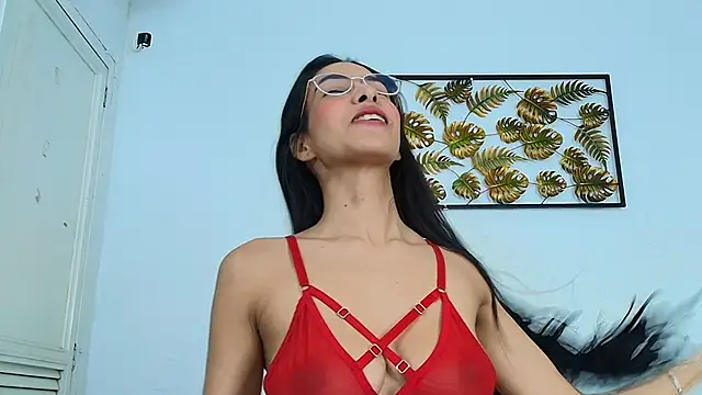 juliana luque online show from November 12, 12:36 pm