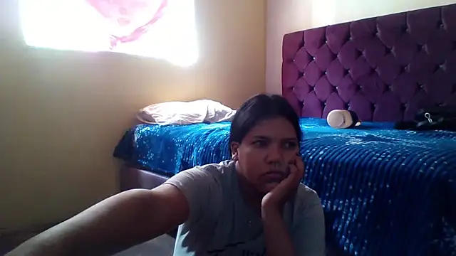 Valeria Tiffany online show from September 28, 4:45 pm