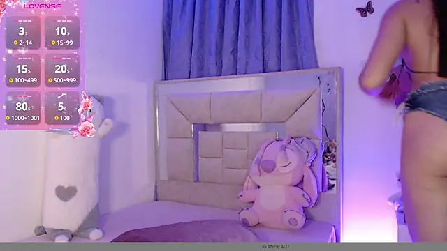 AlitaAnisee online show from March 30, 2:11 am