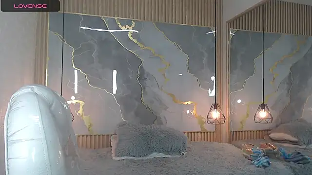 nei girl online show from November 11, 1:23 am