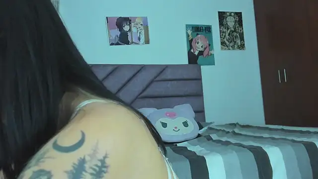 KARINNA  RAVEN online show from February 11, 3:09 am