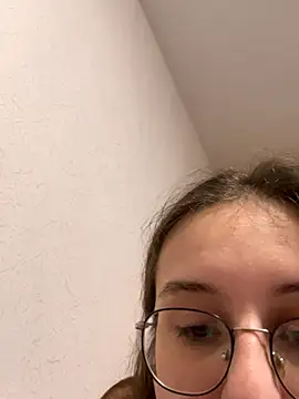 Vviikkssiikk online show from December 2, 9:39 pm