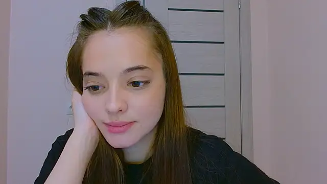 MelanieAlves online show from September 16, 5:32 pm