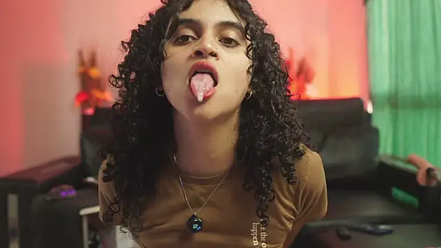 bonniie 98  online show from September 26, 7:55 pm