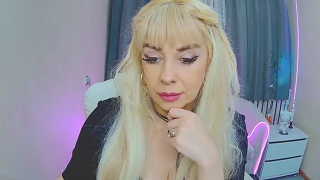 KatrinaCharm online show from November 7, 7:36 am