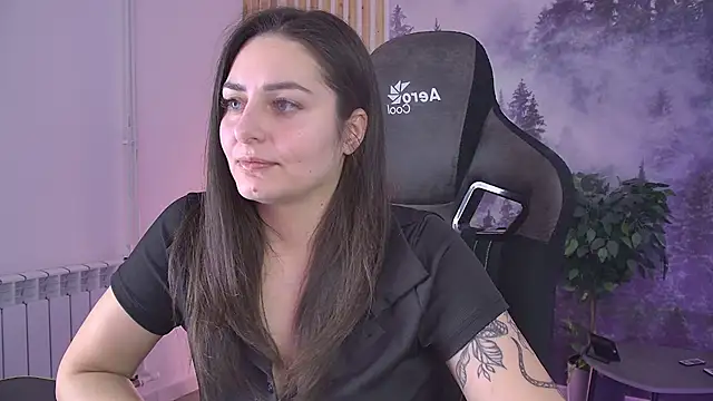 ValeriiMills online show from February 14, 2:52 pm