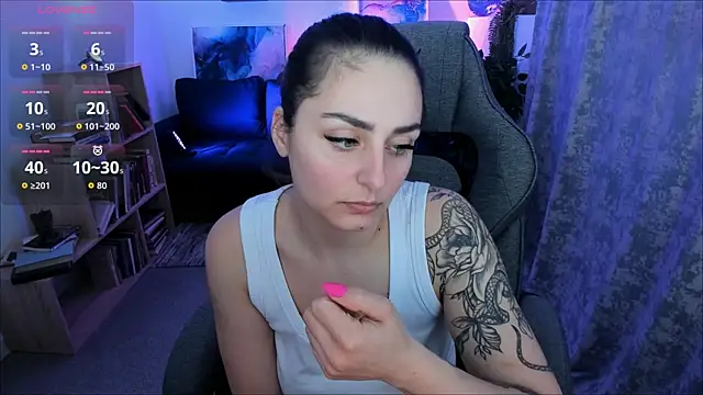 ValeriiMills online show from March 23, 10:05 pm