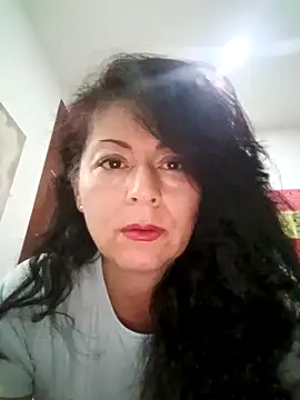 lunadicty online show from April 15, 10:10 pm