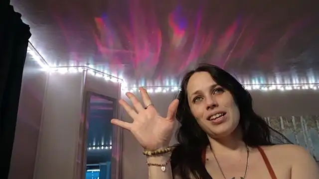 mavismable online show from November 16, 6:48 am