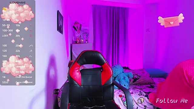 SkylerBennet online show from March 31, 4:12 am